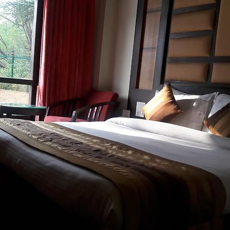 Hotel Southgate Shimla Ngoại thất bức ảnh