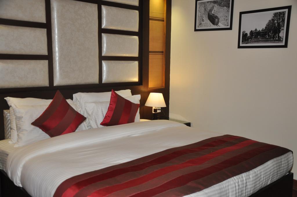 Hotel Southgate Shimla Phòng bức ảnh