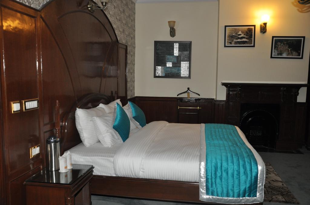 Hotel Southgate Shimla Ngoại thất bức ảnh