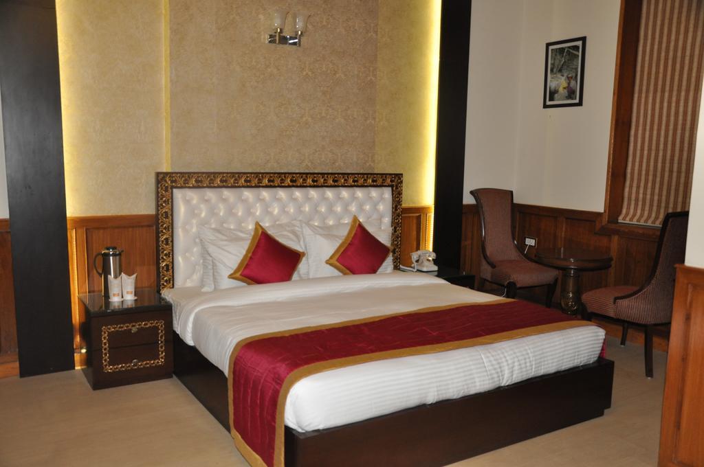 Hotel Southgate Shimla Ngoại thất bức ảnh