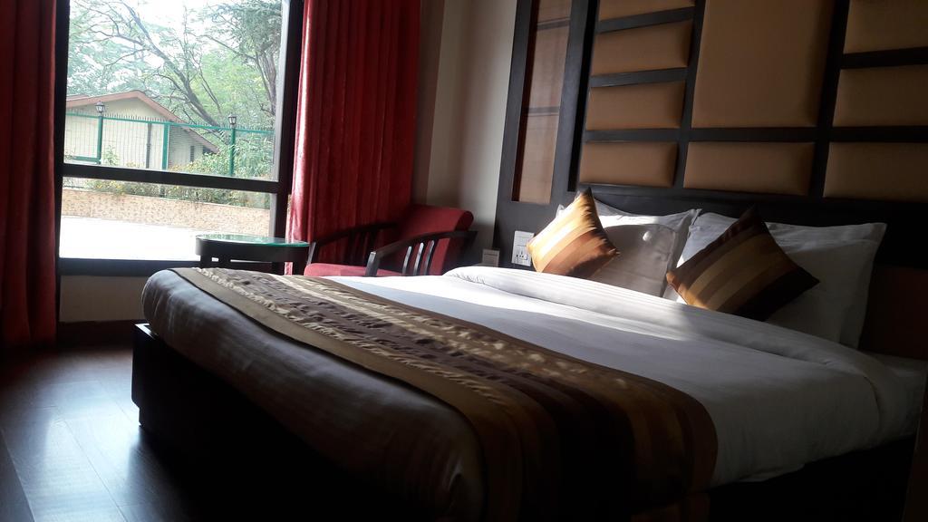 Hotel Southgate Shimla Ngoại thất bức ảnh